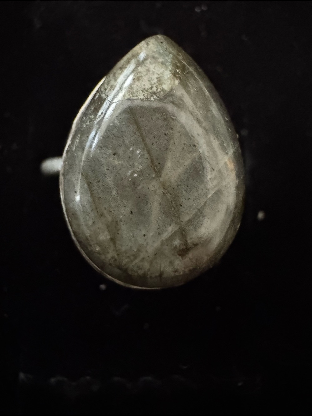 Dainty Teardrop Gray labrodite Stone Sterling Ring‎